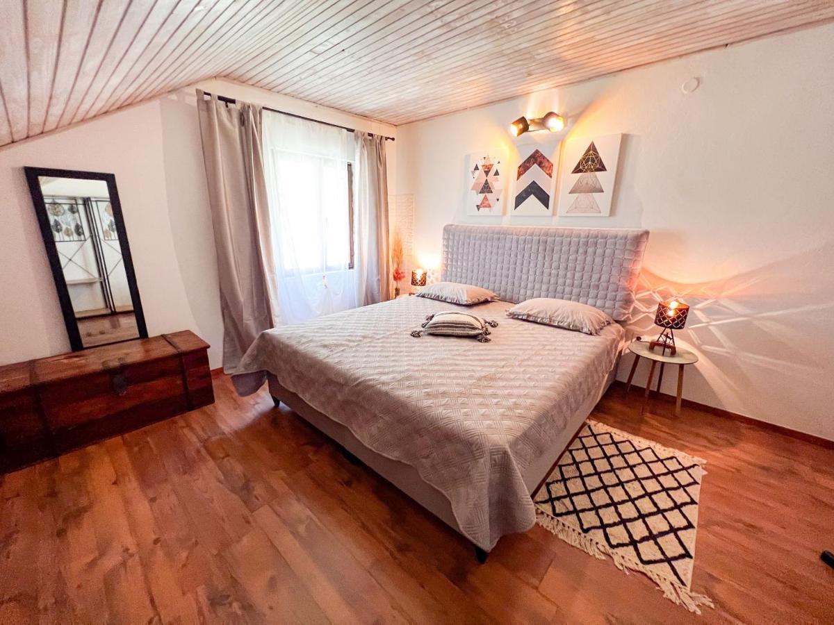 Apartment Cesare 3 Zastražišće Zewnętrze zdjęcie