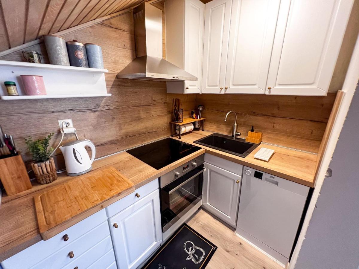 Apartment Cesare 3 Zastražišće Zewnętrze zdjęcie