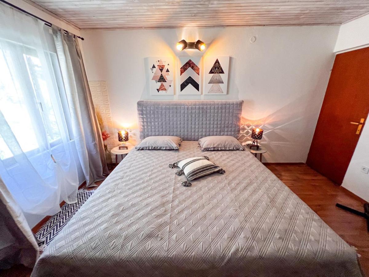 Apartment Cesare 3 Zastražišće Zewnętrze zdjęcie