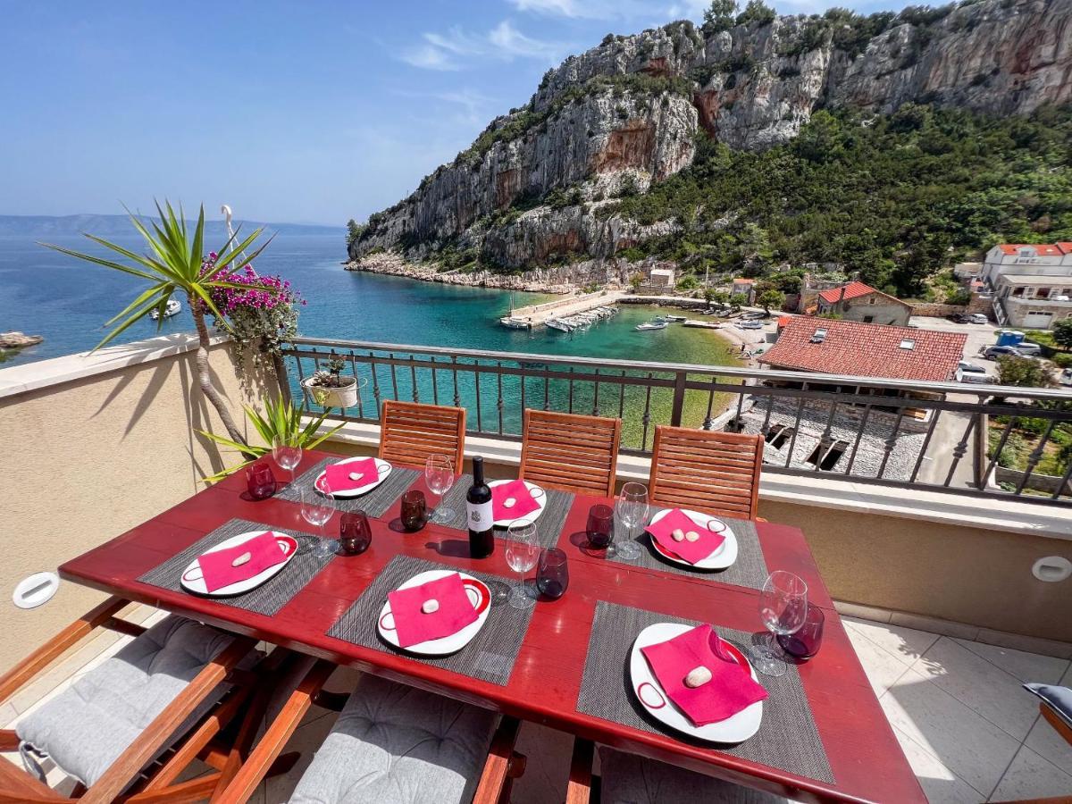 Apartment Cesare 3 Zastražišće Zewnętrze zdjęcie